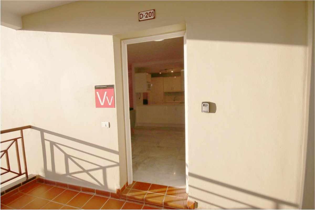 Dinastia D201 By Tenerife Rental & Sales Los Cristianos  Bagian luar foto
