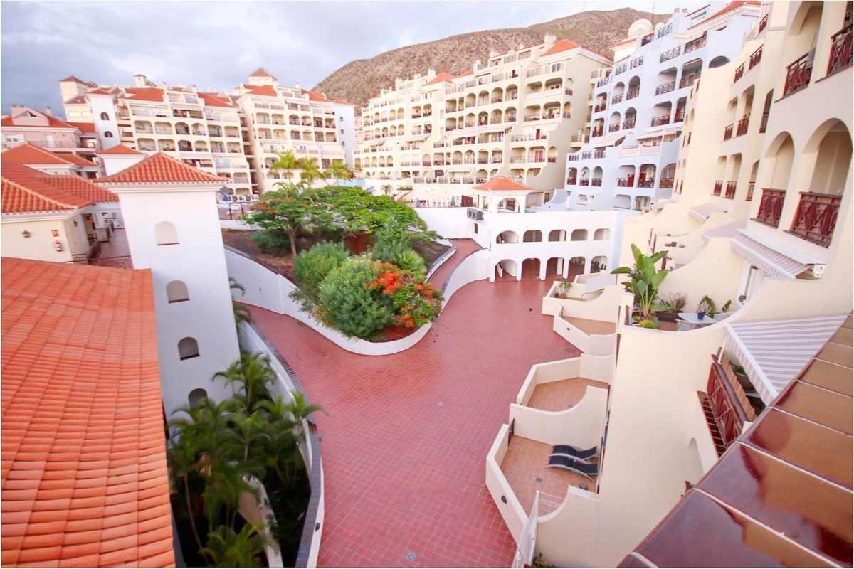 Dinastia D201 By Tenerife Rental & Sales Los Cristianos  Bagian luar foto