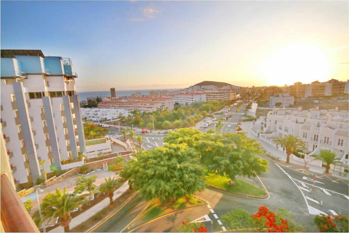 Dinastia D201 By Tenerife Rental & Sales Los Cristianos  Bagian luar foto