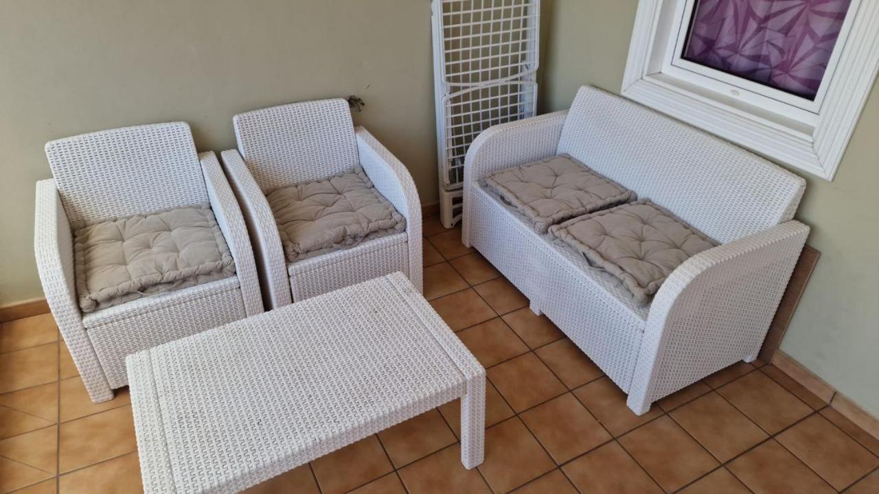 Dinastia D201 By Tenerife Rental & Sales Los Cristianos  Ruang foto